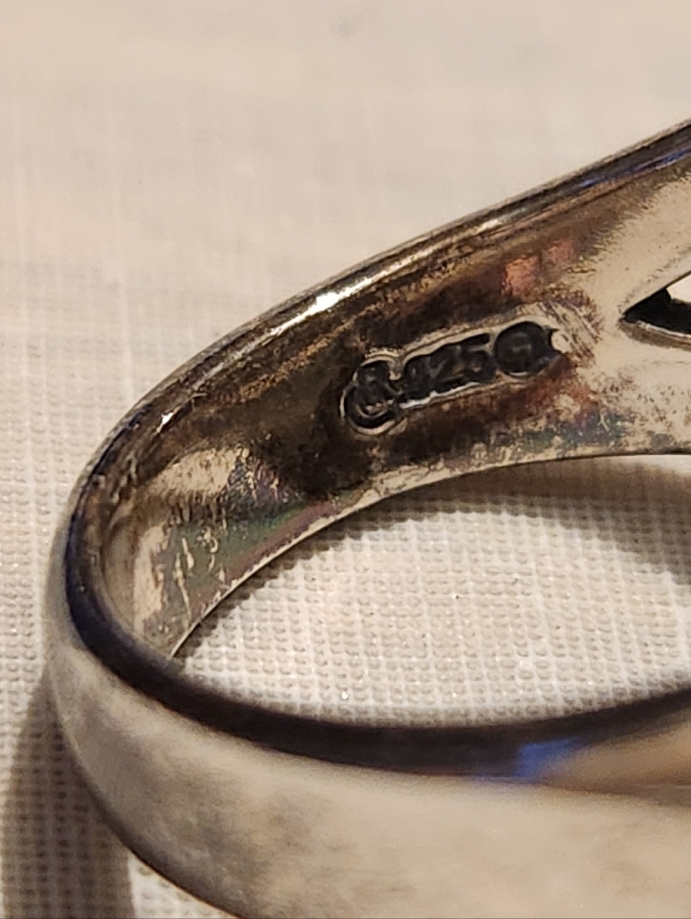 Veronica Benally Sterling Silver Mother-of-Pearl Floral Ring SIZE 9 - Picture 15 of 16